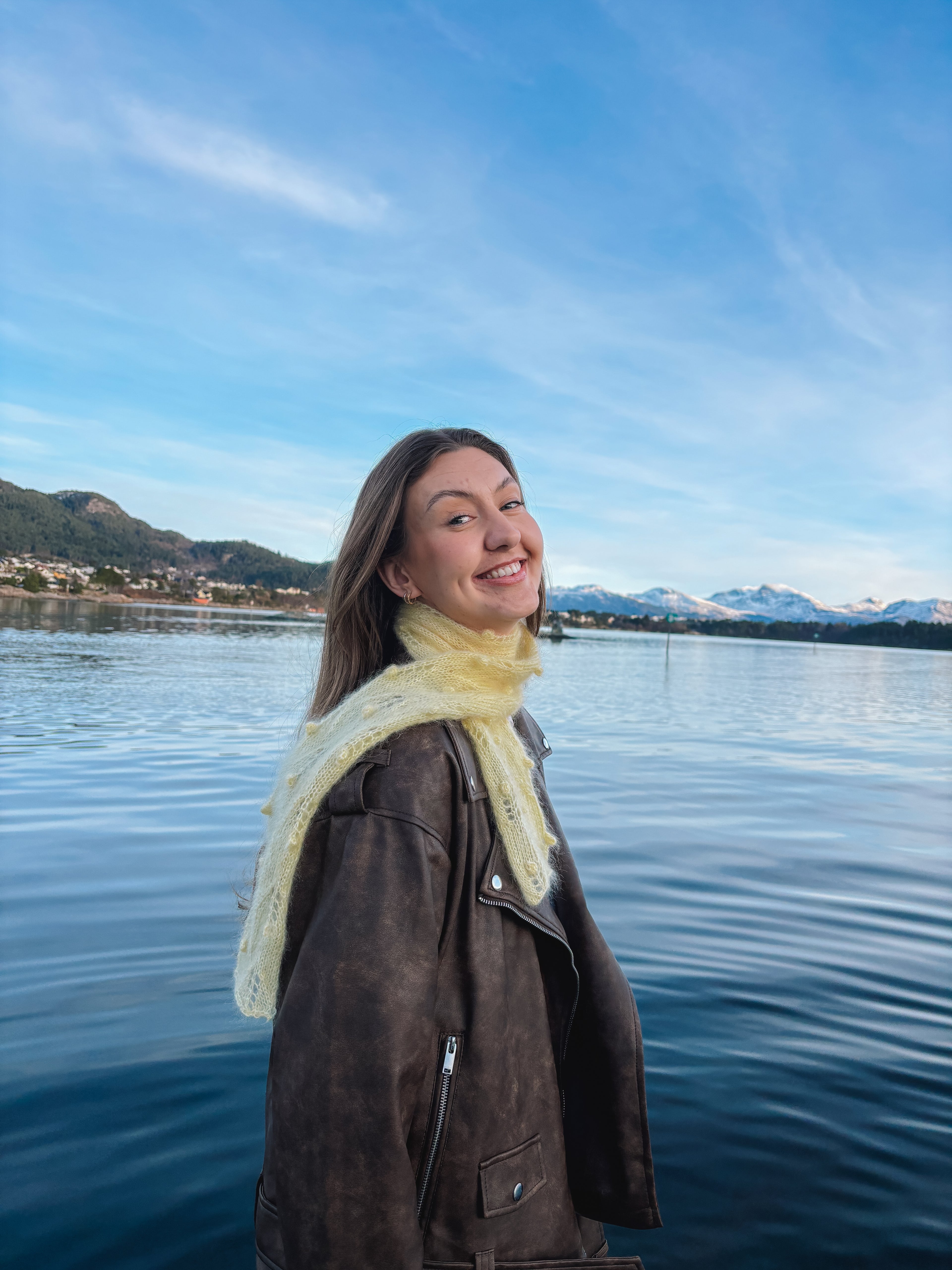 Almine scarf